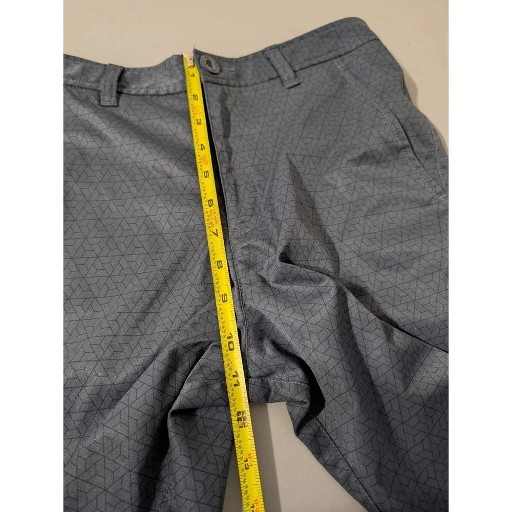 Under‎ Armour shorts, boys, size 18, blue, loose fit,casual, golf